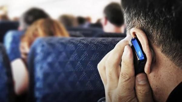 क्या है 5G Service in Plane जिससे फ्लाइट में उड़ान के दौरान स्मार्टफोन का इस्तेमाल करना एकदम आसान हो जायेगा