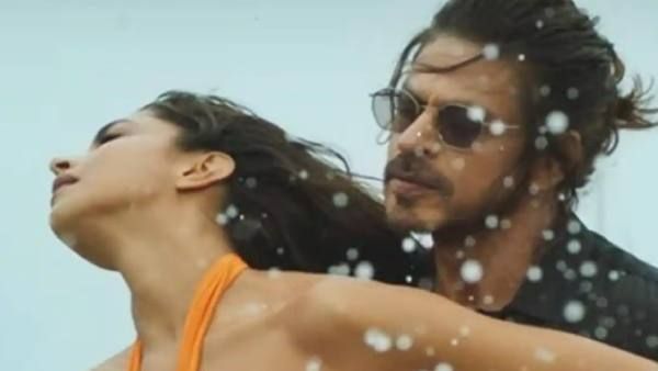 Pathaan Film Controversy: शाहरुख के बुढ़ापे में लिपटा पठान का बेशर्म रंग