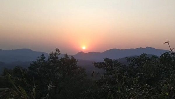 MP Weather Update: नए साल से पहले कड़ाके की ठंड गायब, 4 से 8 डिग्री उछला पारा