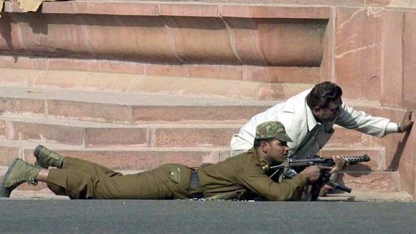 आज ही के दिन साल 2001 में पाकिस्तानी आतंकियों ने संसद पर किया था हमला, 30 मिनट चला था मौत का तांडव