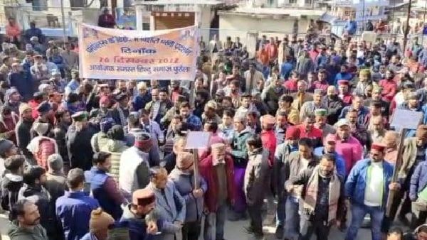 Uttarakhand: धर्मांतरण का मामला सामने आने के बाद रवाईं घाटी में उबाल, स्थानीय लोगों में भारी गुस्सा