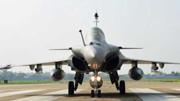 भारत को मिला अपना अंतिम 36वां राफेल विमान, आज LAC पर होने वाले हवाई अभ्यास में लेगा हिस्सा