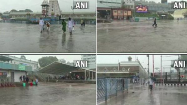Cyclone Mandous Updates: तमिलनाडु-आंध्रा में हो रही भारी बारिश, फ्लाइट कैंसिल, Red Alert जारी