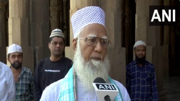 जामा मस्जिद के शाही इमाम के बिगड़े बोल, बोले- जो महिलाओं को टिकट देते हैं वह इस्लाम से बगावत करते हैं