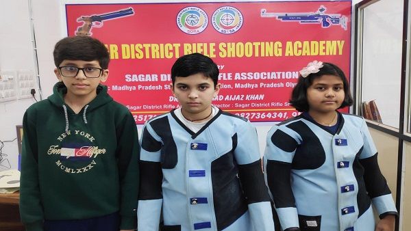 14 साल की उम्र में स्टेट चैंपिंयन, राइफल शूटिंग में गोल्ड, सिल्वर और कांस्य झटक लाए