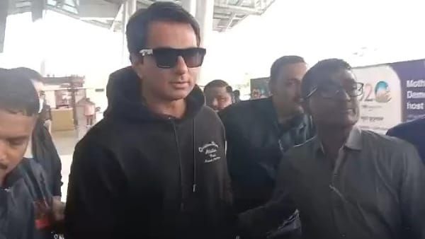 Video : नंबर वही है, जरूरत पड़ी तो फोन जरूर कीजिए...Corona कमबैक के बीच Sonu Sood का मैसेज