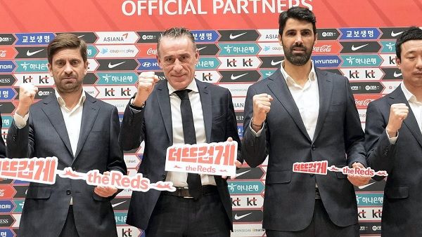 FIFA World Cup 2022 से साउथ कोरिया के बाहर होने के बाद कोच पाउलो बेंटो ने दिया इस्तीफा