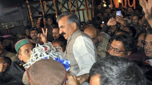 Sukhvinder Sukhu Profile: बस ड्राइवर के बेटे बनेंगे हिमाचल के नए CM, ऐसा रहा राजनीतिक करियर