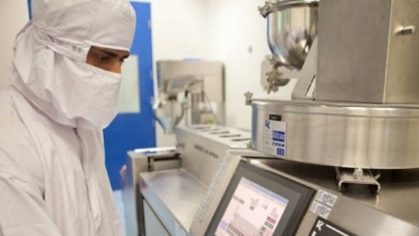 भारतीय कंपनी को अमेरिका में बड़ा झटका, FDA ने गुजरात प्लांट में बनने वाली दवाओं की बिक्री को रोका