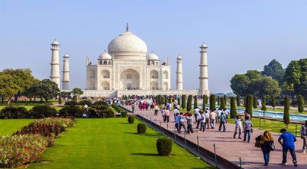 'जनहित याचिकाएं मछली पकड़ने की जांच के लिए नहीं', SC ने ताजमहल के इतिहास का पता लगाने वाली याचिका खारिज की