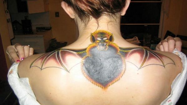 7 बच्चों की मां के पूरे बदन पर गुदे मिले 800 टैटू, पब में नहीं मिली एंट्री तो छलका दर्द, बोलीं- लाइफ बर्बाद