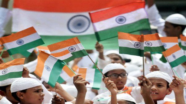 Republic Day Speech in Hindi: 26 जनवरी गणतंत्र दिवस पर ऐसे तैयार करें हिंदी स्‍पीच/भाषण