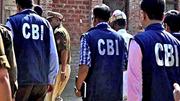 फर्जी IAS ने खुद को PMO का अधिकारी बताया, UP सरकार को चूना लगाने के इरादे, CBI कर रही जांच