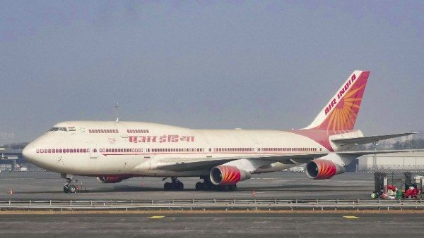 Air India मामला: दिल्ली पुलिस को आरोपी शंकर की बेंगलुरु में मिली लोकेशन, पायलट और फ्लाइट क्रू मेंबर्स को समन