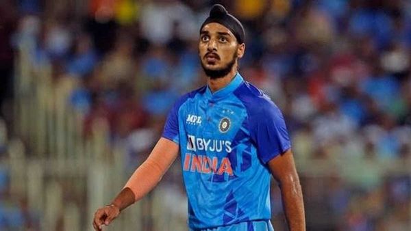 IND vs NZ: भारत की हार का सबसे बड़ा कारण बना अर्शदीप सिंह का आखिरी ओवर! लुटा दिए थे 27 रन