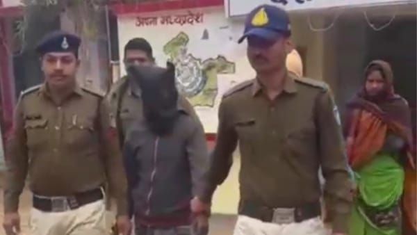 Satna news: पत्नी से अफेयर के शक में और न्यायालय में गवाही देने के बदले में बाप बेटे की हत्या