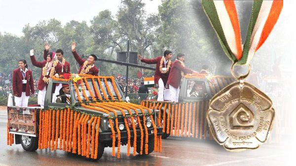 National Bravery Awards: कोई भाई की खातिर लड़ा तेंदुए से, किसी बच्चे ने जलती कार और बाढ़ से बचाई लोगों की जान