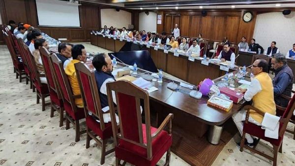 MP Cabinet Meeting: बीएमसी सागर को 85 पीजी सीट्स और 101.46 करोड़ रुपए की स्वीकृत मिली