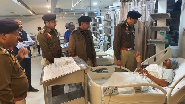 दिल्ली में बेखौफ अपराधी, ASI के मर्डर के बाद अब हेड कांस्टेबल को मारा चाकू, एनकाउंटर के बाद दबोचा