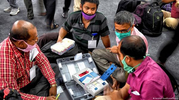 क्या बदल जाएगी भारत में चुनाव लड़ने की उम्र
