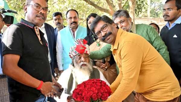 शिबू सोरेन का झारखंड मुक्ति मोर्चा ने मनाया जन्मदिवस