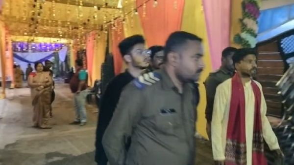 Jabalpur News: पूर्व मंत्री के रिश्तेदार की हर्ष फायरिंग, हेड कॉन्स्टेबल के बेटे की मौत, शादी में हुई घटना