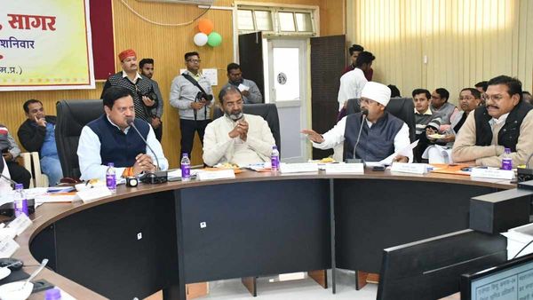 हड़ताल के दौरान कर्मचारियों ने बिजली सिस्टम कोलेप्स किया, अब एफआईआर होगी