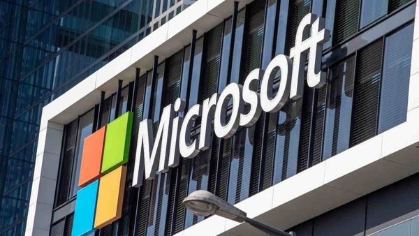 Microsoft job cuts: 2023 के पहले महीने में ही बुरी खबर, 11000 कर्मचारियों की छंटनी कर सकता है माइक्रोसॉफ्ट!