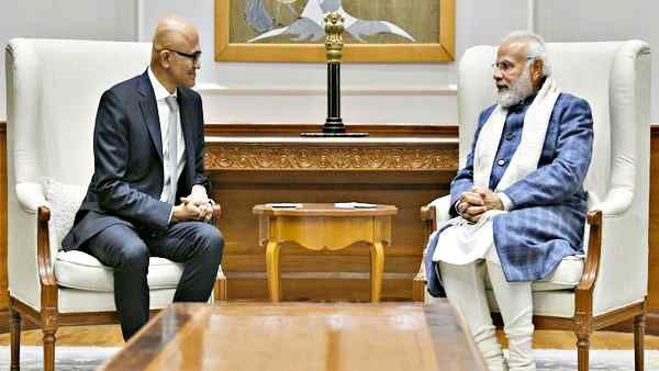 माइक्रोसॉफ्ट चीफ सत्या नडेला बोले- भारत में डिजिटल परिवर्तन प्रेरक, PM मोदी से की मुलाकात