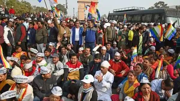 Sammed Shikharji : जैन समाज की आस्था पर सरकार की गहरी चोट