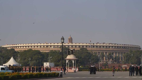 संसद के बजट सत्र से पहले 30 जनवरी को सर्वदलीय बैठक, केंद्र ने सभी पार्टियों को किया आमंत्रित