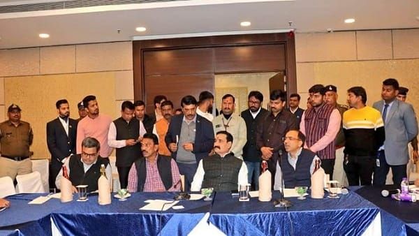 Pravasi Bhartiya Sammelan को लेकर समीक्षा बैठक, गृह मंत्री ने दिए दिशा-निर्देश