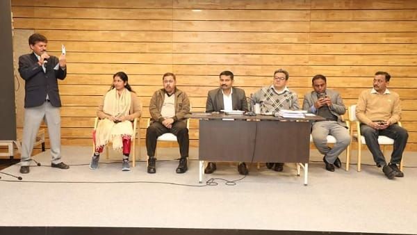 Indore : अंतिम दौर में Prawasi bhartiya sammelan की तैयारी, अधिकारियों की बैठक में हुए कई फैसले