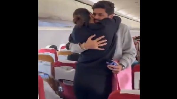 हवा में प्यार का इजहार! फ्लाइट में शख्स ने मंगेतर को किया प्रपोज, माहौल हुआ रोमांटिक