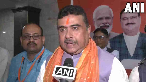 मुगल गार्डन का नाम बदलने पर बोले BJP नेता Suvendu, मुगलों के प्रतीकों को 'उखाड़ कर फेंक' देना चाहिए