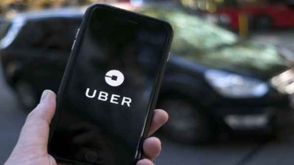 चैट में लड़की से Uber कैब ड्राइवर ने कही ऐसी बात, खुद ने ही कर दी राइड कैंसिल, मैसेज Viral