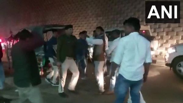 JDU नेता उपेंद्र कुशवाहा के काफिले पर हुआ पथराव, ट्वीट कर किया ये दावा