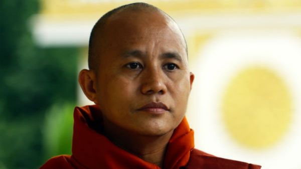 रोहिंग्या के दुश्मन ‘बौद्धों के लादेन’ को म्यांमार की सरकार ने किया सम्मानित, जानें कौन है अशीन विराथू?