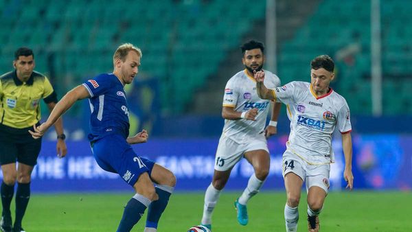 ISL 2022-23: चेन्नइयन एफसी ने ईस्ट बंगाल एफसी को 2-0 से हराया, अनिरुद्ध थापा बने हीरो ऑफ द मैच