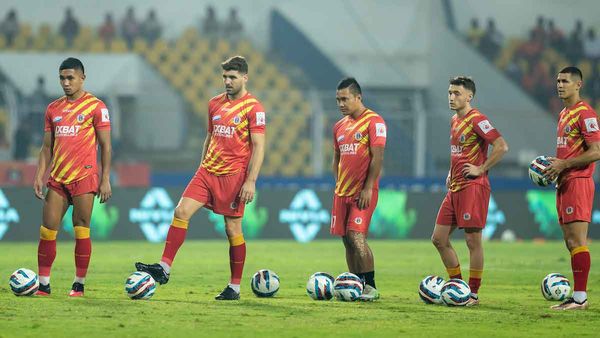 ISL 2022-23: कोलकाता डर्बी में ईस्ट बंगाल एफसी और एटीके मोहन बागान का मुकाबला
