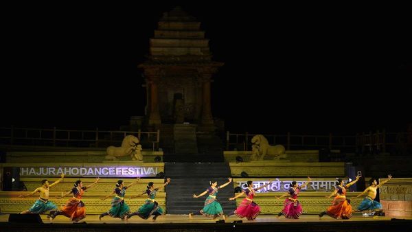 Khajuraho Dance Festival-2023: खजुराहो के वैभवशाली मंच पर 