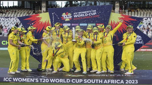 T20 WC Prize Money: वर्ल्ड कप जीतने के बाद ऑस्ट्रेलिया पर हुई पैसों की बारिश, भारतीय टीम भी मालामाल