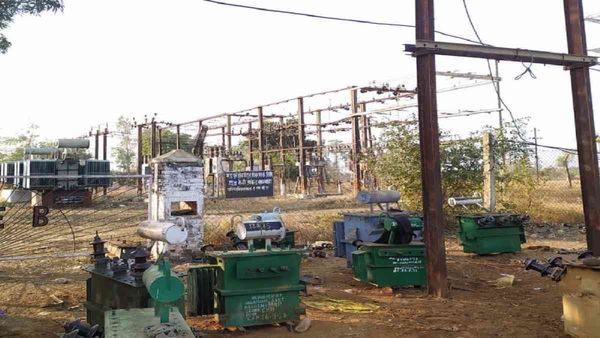 Chhatarpur: बिजली कंपनी का जेई और ठेकेदार निकला बिजली चोर, अवैध ट्रांसफॉर्मर रखवाकर करते थे वसूली
