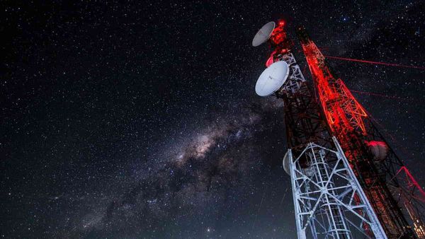 मोबाइल नहीं पूरा का पूरा BSNL टॉवर चुरा रहे थे 6 लोग, आखिर में पुलिस ने बिगाड़ दिया खेल