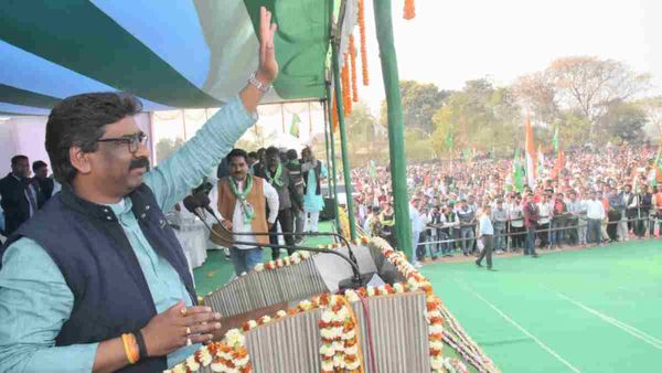 'अपने से विवेक से डाले वोट', मतदाताओं से रामगढ़ में बोले सीएम हेमंत सोरेन
