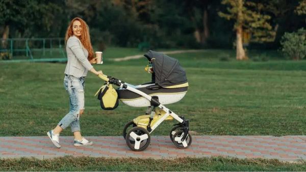 नवजात के लिए भी एयरलाइंस ने मांगे टिकट, एयरपोर्ट पर ही बच्चे को छोड़कर चला गया कपल