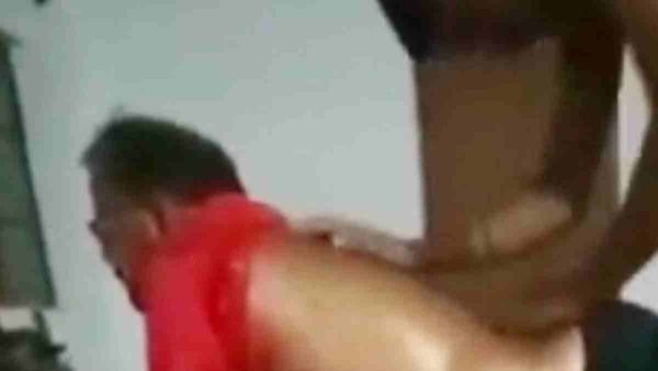 Deoria: नाबालिग खिलाड़ी से मालिश करवाते हुए क्रिकेट कोच का VIDEO वायरल, अधिकारियों ने किया सस्पेंड
