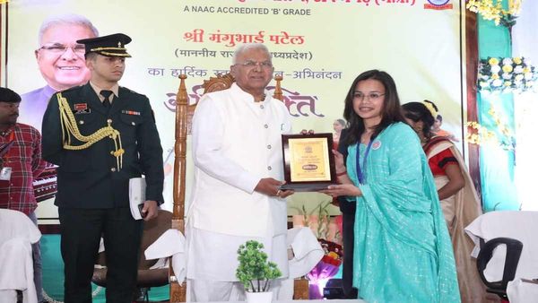 युवा समाज के वंचित और पिछड़े लोगों के उत्थान के लिए काम करें: राज्यपाल मंगूभाई पटेल