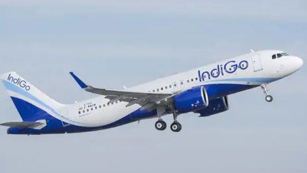 IndiGo: इंडिगो की फ्लाइट में एक यात्री की मौत, मेडिकल इमरजेंसी के कारण पाकिस्तान में हुई थी इमरजेंसी लैंडिंग
