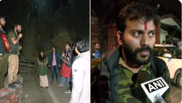 JNU Row: शिवाजी महाराज की मूर्ति के अपमान को लेकर लेफ्ट-ABVP में झड़प